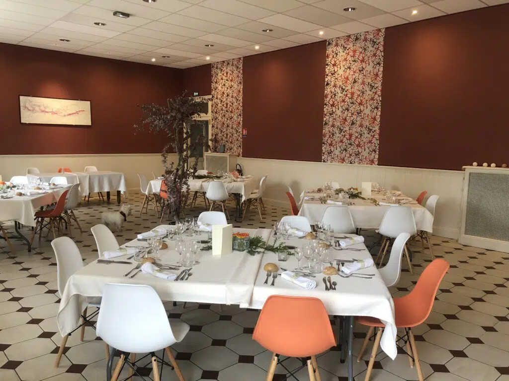 Aux Vendanges de Bourgogne salle de réception hotel restaurant paray le monial 71 charolles (3)